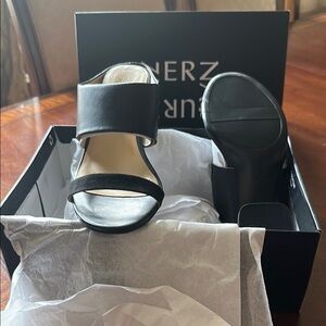 Naturalizer Black Mules Versatile Casual Design